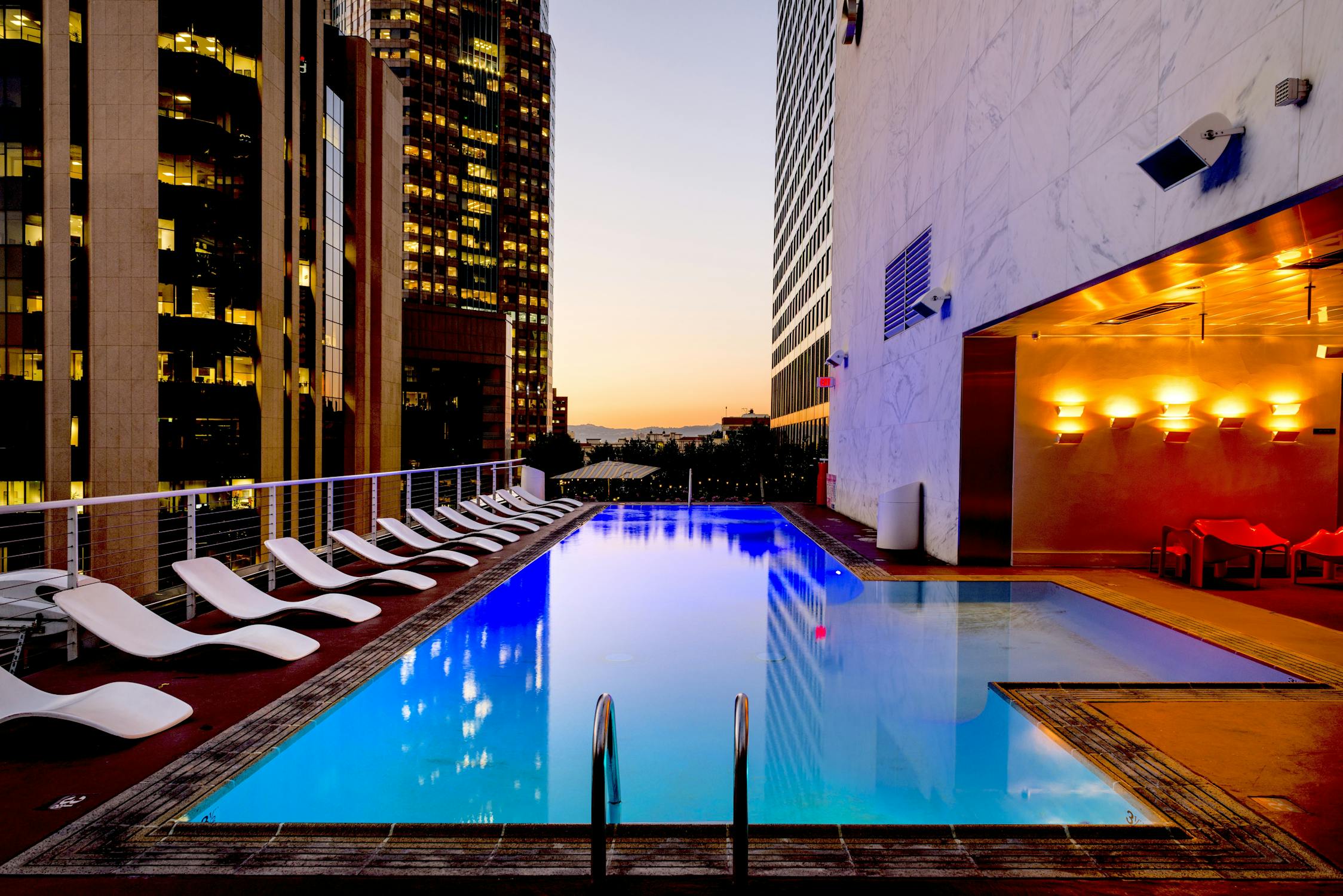 Piscina del hotel